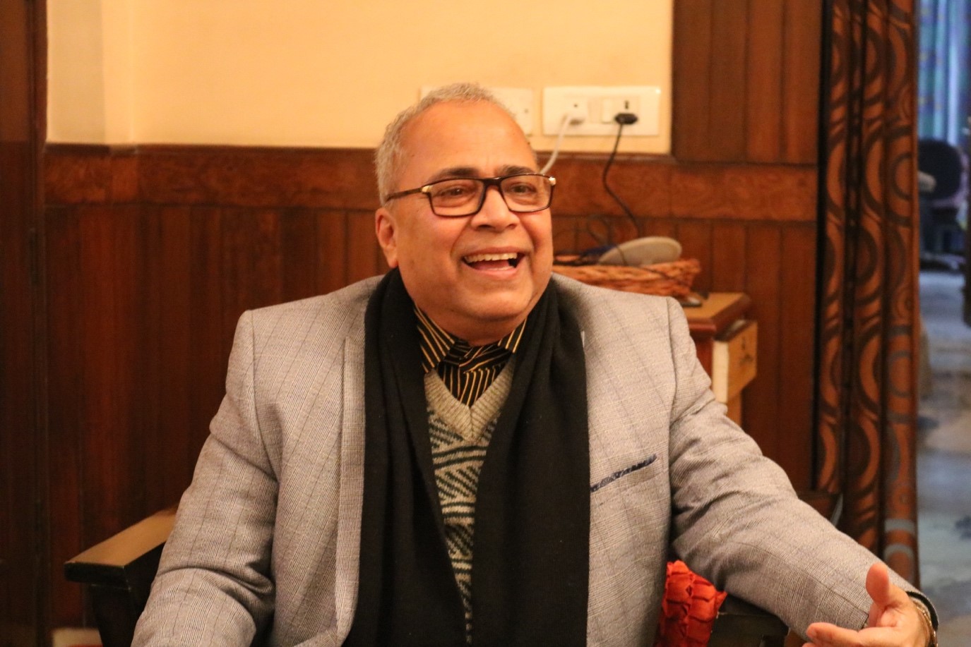 Dr. A k Mukhopadhyay